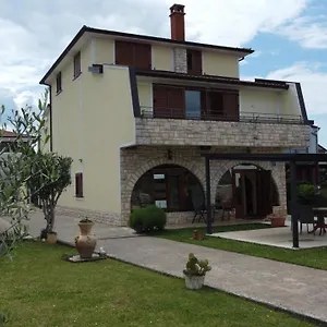  Apartment Krnjic Kroatien